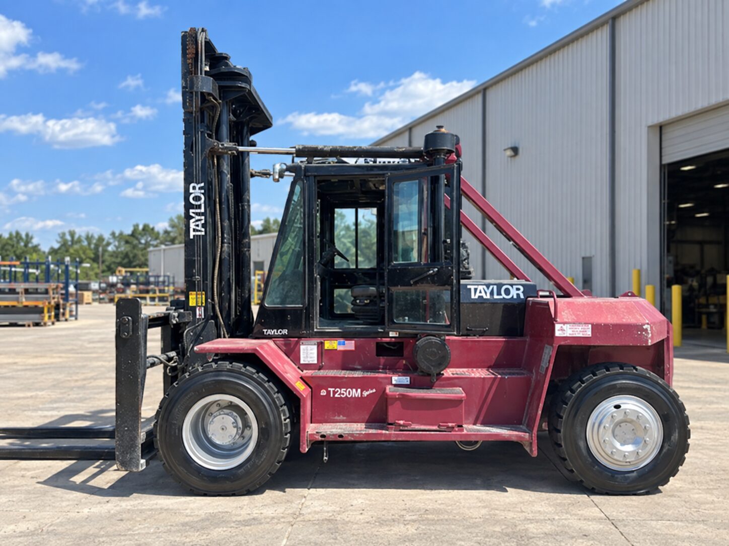 Taylor T250M — equipment photo 2 of 6